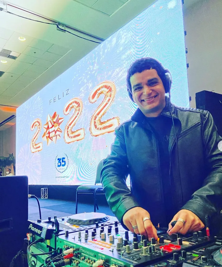 DJ e produtor musical: qual é a diferença e onde as carreiras se encontram?